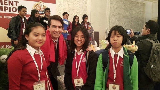 Vinschool dang cai “The World Scholar's Cup 2017” vong loai the gioi-Hinh-4