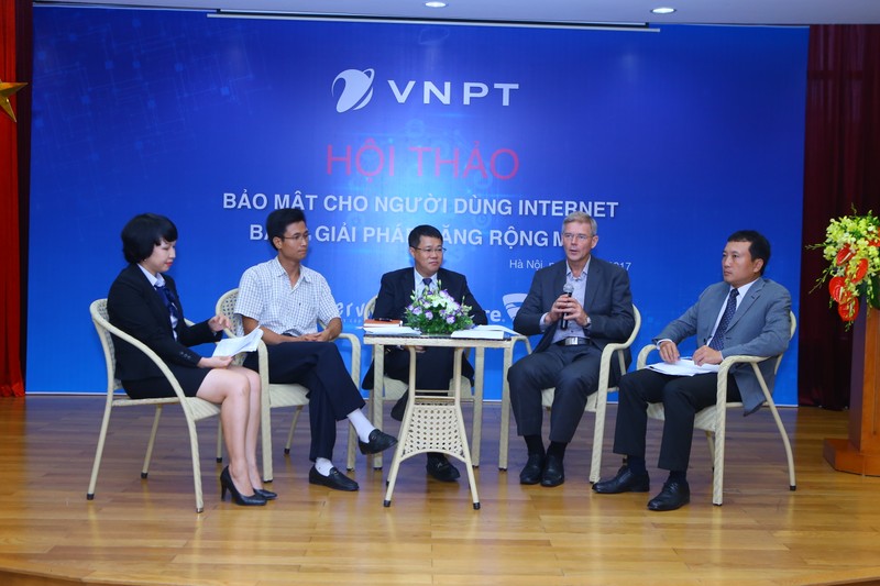 VNPT ra mat ”Giai phap internet moi” gia tang tien ich cho khach hang-Hinh-2