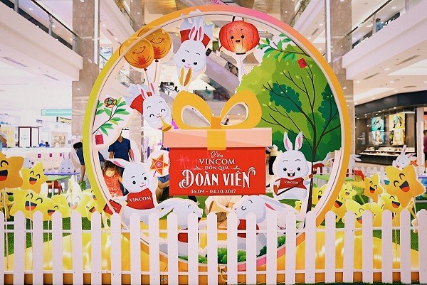 Den Vincom - Don ”sieu trang” ky luc-Hinh-5