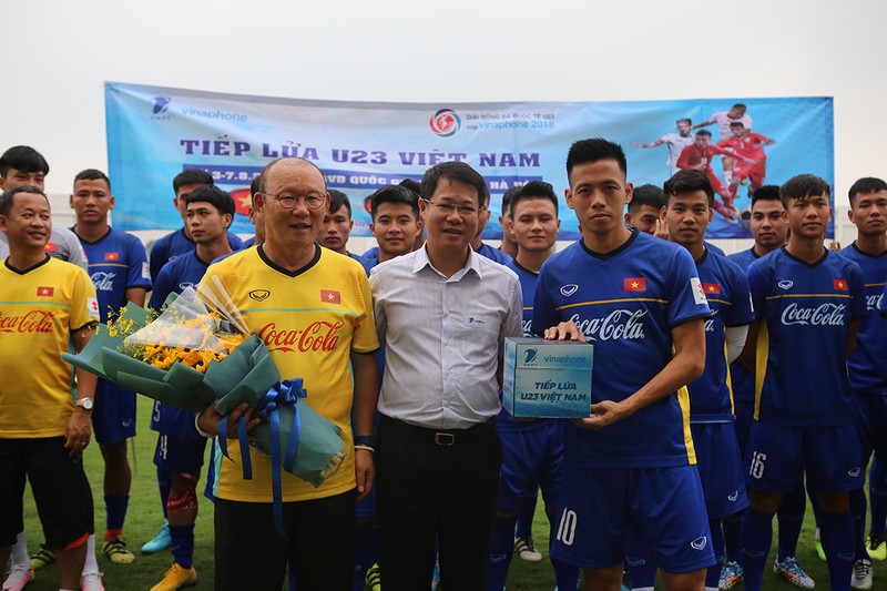 Mon qua bat ngo danh cho U23 Viet Nam truoc them giai dau-Hinh-4