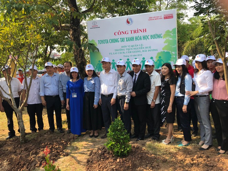 Toyota Viet Nam va hanh trinh chung tay xanh hoa hoc duong 2018-Hinh-3
