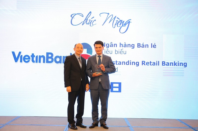 VietinBank nhan cu dup giai thuong ban le nam 2018