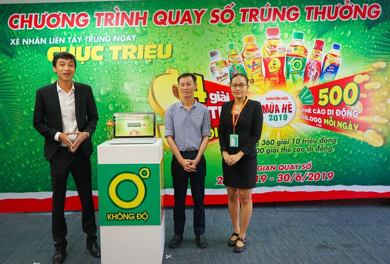 Uong Number 1 “san” thuong chuc trieu moi ngay: “Trung nhieu den phat met” !