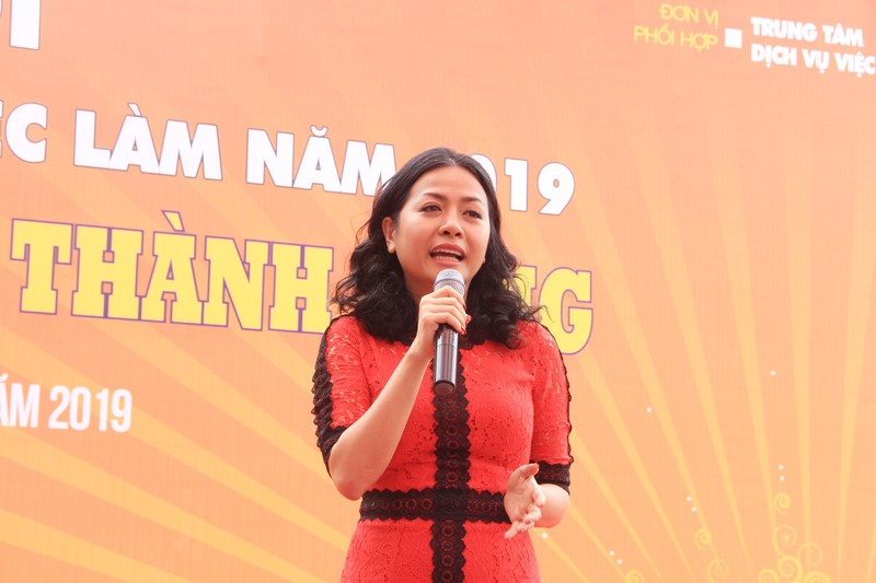 Ngay hoi Huong nghiep va Viec lam nam 2019: “Khoi nguon luc, don thanh cong”