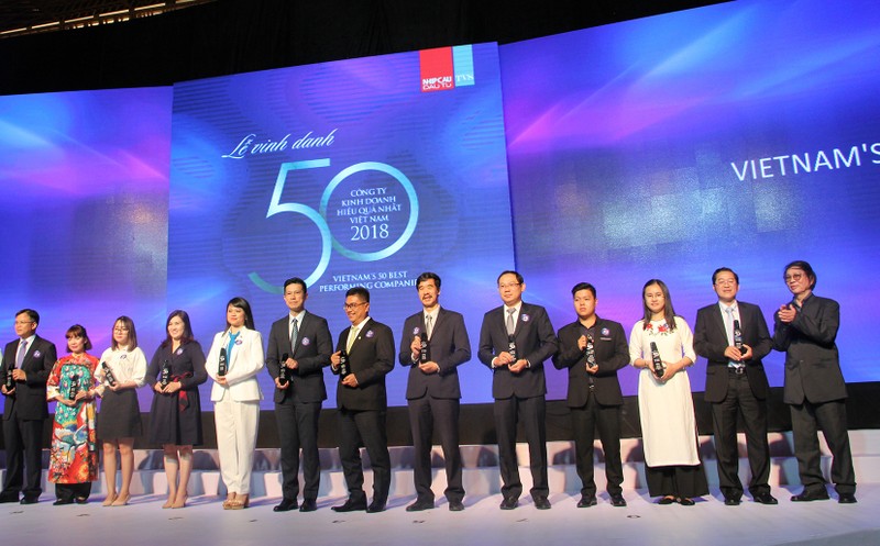 HDBank duy tri trong Top 50 cong ty kinh doanh hieu qua nhat Viet Nam-Hinh-2