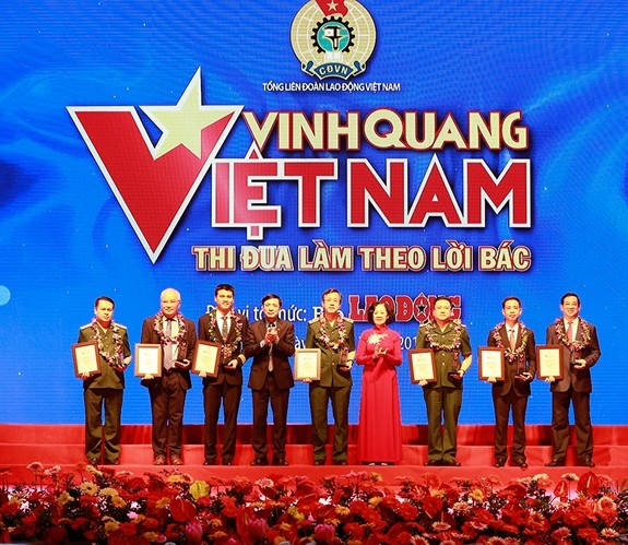 Muong Thanh tu hao dong hanh cung chuong trinh “Vinh quang Viet Nam”-Hinh-3