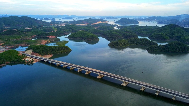 Tu 10/7, phuong tien di chuyen toi da 100 km/h tren cao toc Ha Long – Van Don