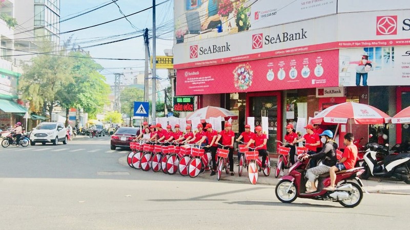 Ngan hang roadshow huong ung khong dung tien mat va mien phi chuyen tien-Hinh-5