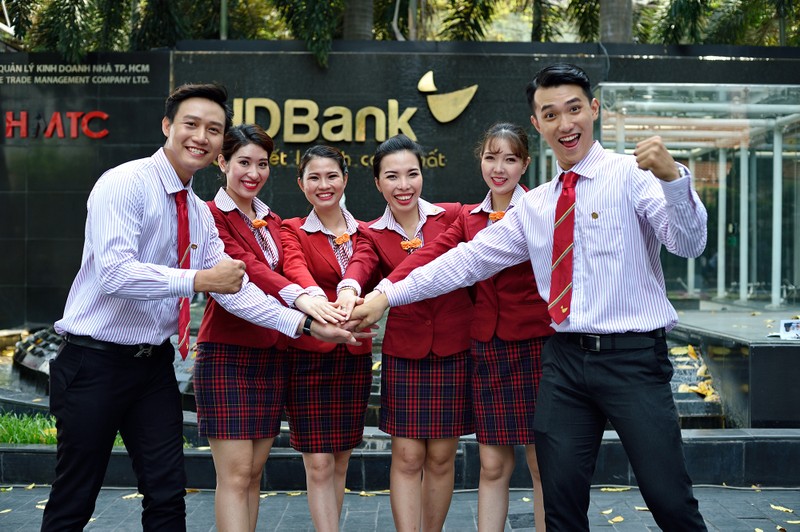 HDBank tuyen 1.000 nhan su tren ca nuoc