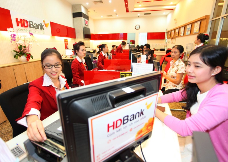 HDBank mien phi chi luong tai quay