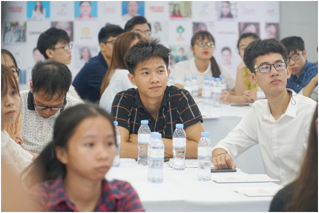 Hanh trinh tim kiem nhung sinh vien dau tien cua DynaGen Initiative