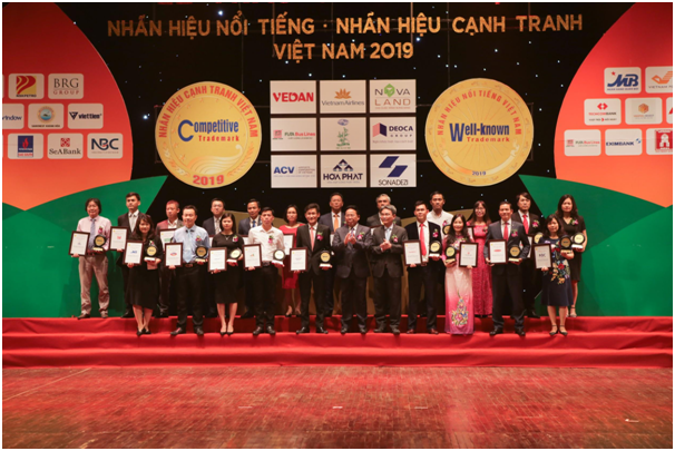 Eurowindow duoc vinh danh Top 10 Nhan hieu noi tieng Viet Nam-Hinh-2