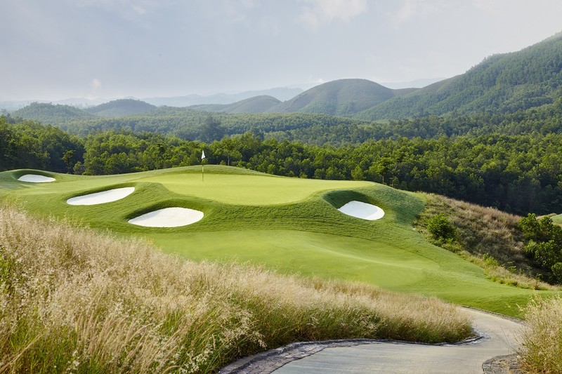 Ba Na Hills Golf Club lot top 100 san golf tuyet voi nhat the gioi-Hinh-2