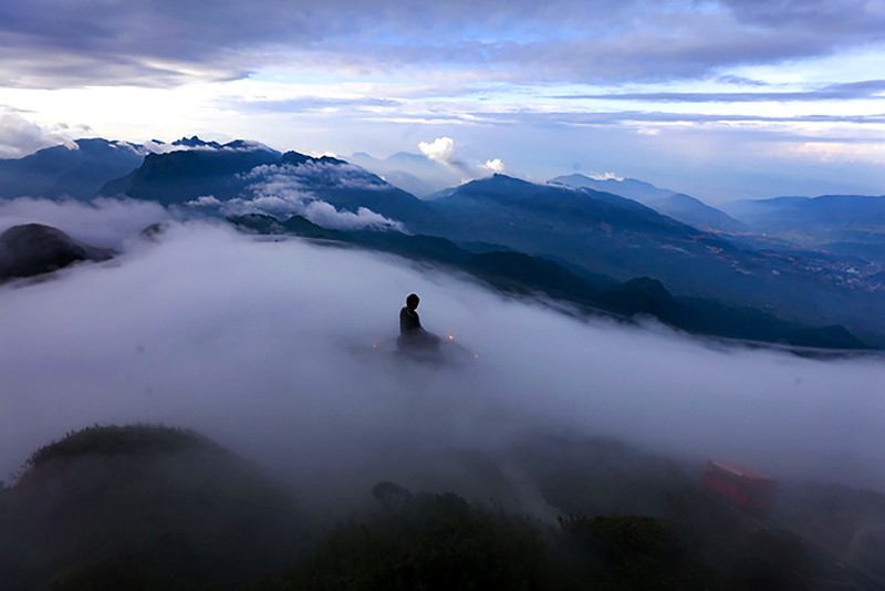 Don xuan khac la giua non ngan Tay Bac-Hinh-8