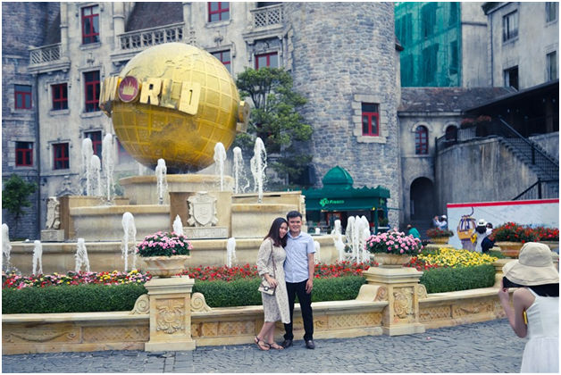 Du khach xep hang gian cach check in Ba Na Hills dip 30/4-Hinh-10