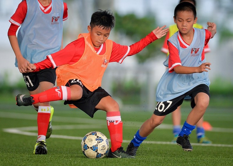 PVF tuyen sinh khoa 12, tim kiem tai nang bong da tre