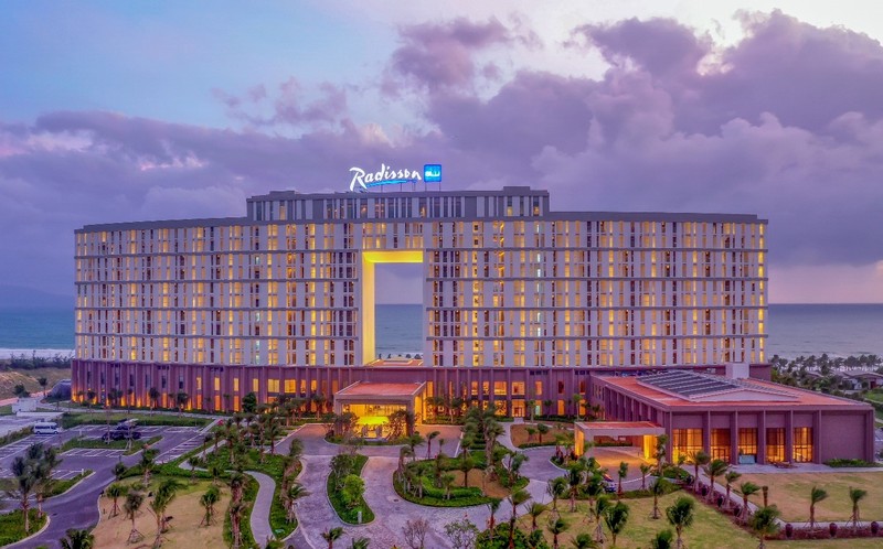 Cam Ranh: Movenpick Resort va Radisson Blu Resort duoc cong nhan 5 sao-Hinh-2