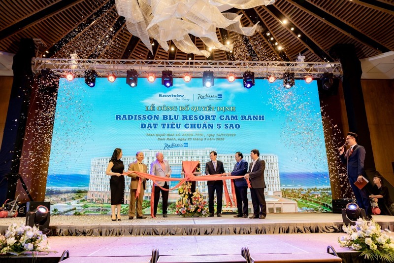 Cam Ranh: Movenpick Resort va Radisson Blu Resort duoc cong nhan 5 sao