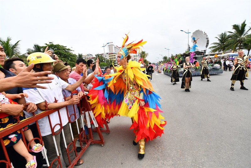 Thanh Hoa to chuc carnival duong pho don mua du lich bien 2020-Hinh-6