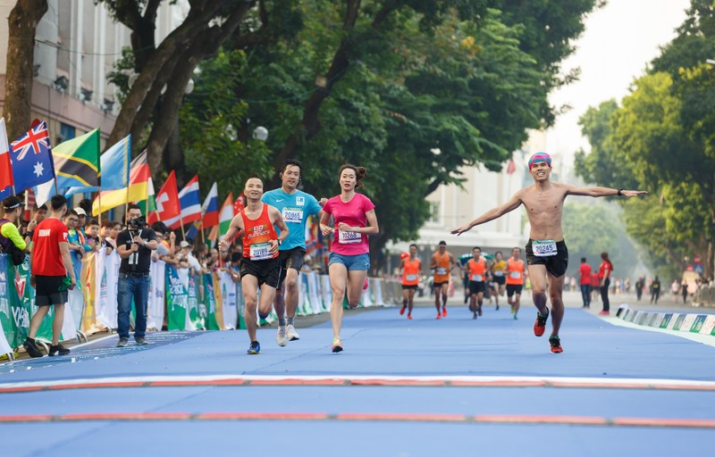 Co hoi nao tham du SEA Games sau VPBank Hanoi Marathon ASEAN 2020?