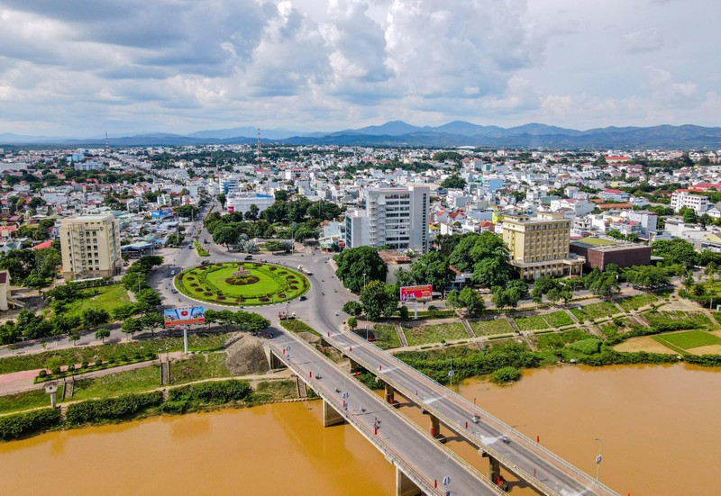 Don bay dua Kon Tum tro thanh diem den moi “hut” nha dau tu bat dong san