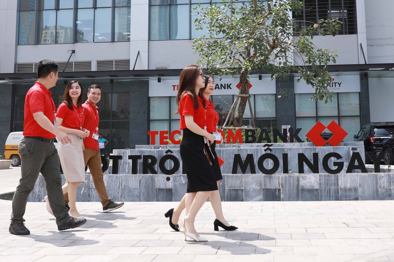 Techcombank tiep tuc duoc vinh danh “Noi lam viec tot nhat Chau A”-Hinh-2