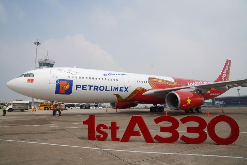 Vietjet don tau bay than rong A330 dau tien, chuc mung mua Giang sinh 2021-Hinh-2