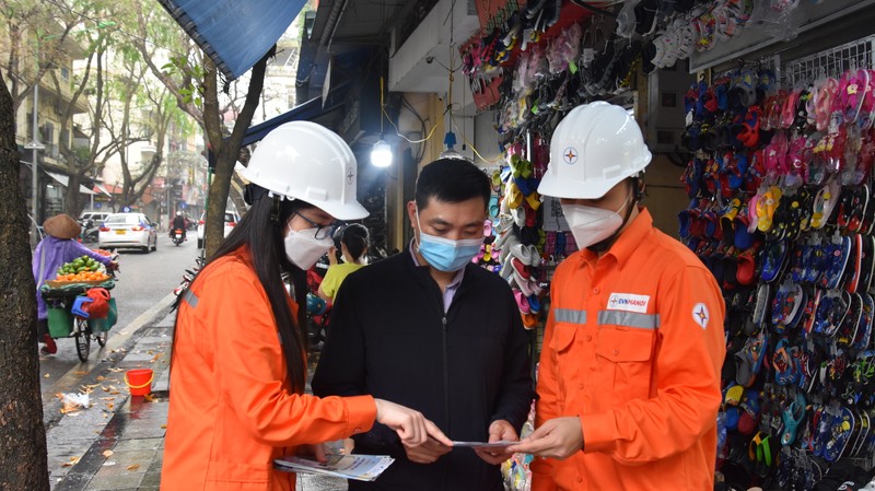 EVNHANOI thuc hien nhieu giai phap de dam bao cung ung dien on dinh va tin cay