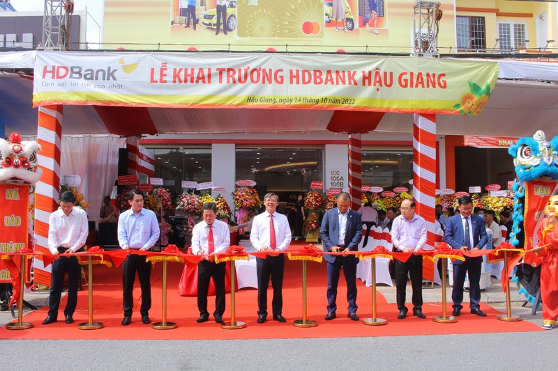 HDBank cung Hau Giang chinh phuc khat vong vuon minh manh me