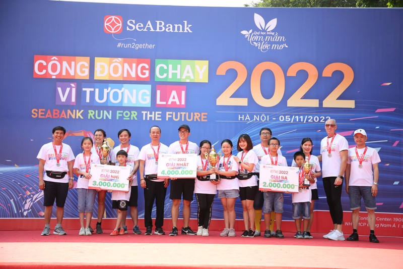 Chuoi giai chay cong dong “SeABank Run for The Future - Cong dong chay vi tuong lai 2022” thu hut hon 5.200 nguoi tham gia-Hinh-3