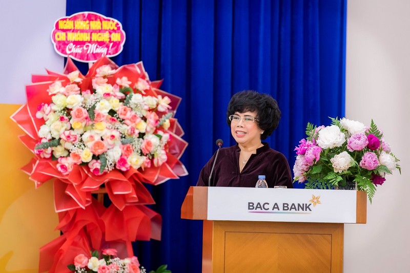 BAC A BANK duoc thong qua phuong an tang von dieu le len gan 9.900 ty dong