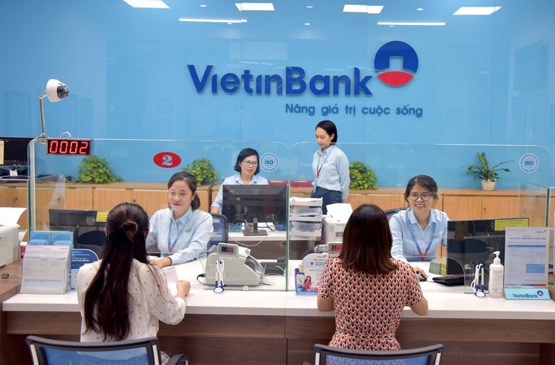 VietinBank: Tich cuc day manh tang thu dich vu, cai thien co cau thu nhap-Hinh-2