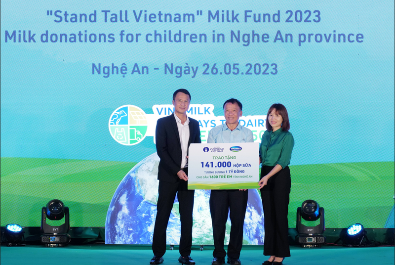 Vinamilk là công ty sữa đầu tiên tại Việt Nam có nhà máy và trang trại đạt chứng nhận trung hoà carbon - Hình 6 Vinamilk la cong ty sua dau tien tai Viet Nam co nha may va trang trai dat chung nhan trung hoa carbon-Hinh-6