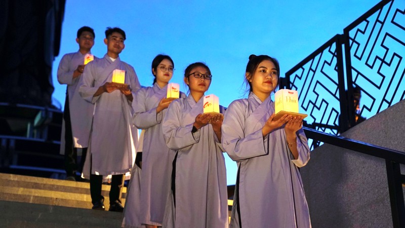 Đến núi Bà Đen đón ngày Phật đản với nhiều sự kiện văn hoá tâm linh ý nghĩa - Hình 2 Den nui Ba Den don ngay Phat dan voi nhieu su kien van hoa tam linh y nghia-Hinh-2