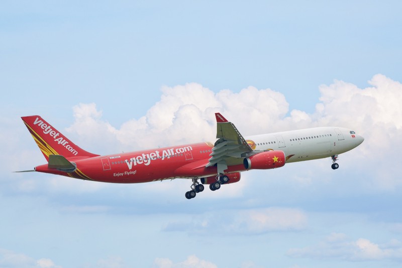 Trieu ve 0 dong chao duong bay moi TP.HCM – Jakarta, Vietjet thoi!