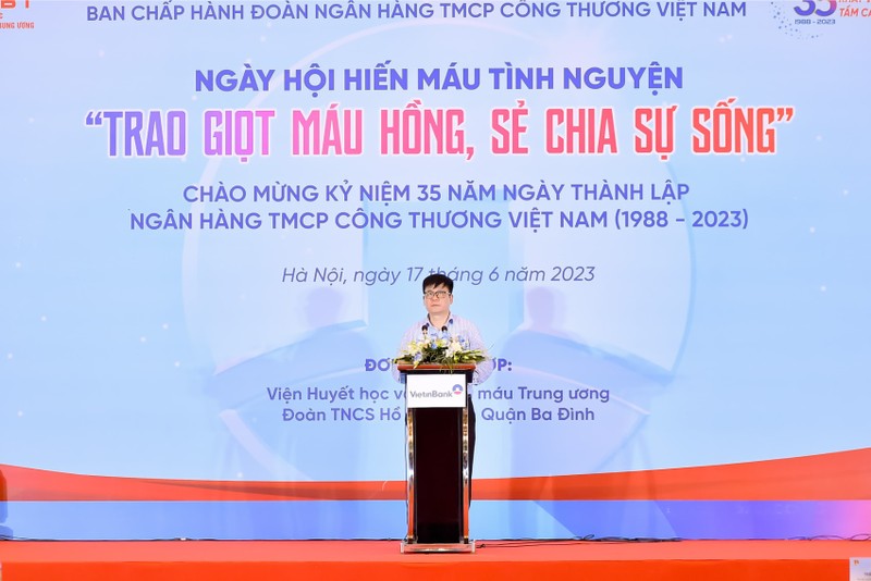 Doan Thanh nien VietinBank to chuc Ngay hoi hien mau toan he thong