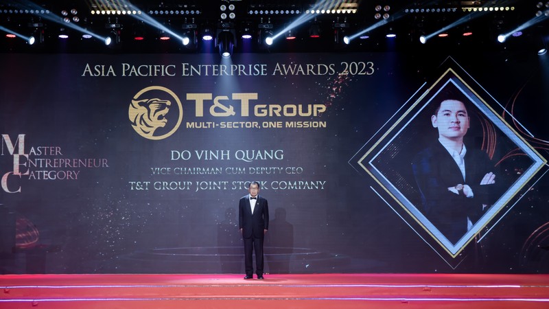 Pho Chu tich T&T Group Do Vinh Quang nhan giai  Doanh nhan xuat sac Chau A 2023