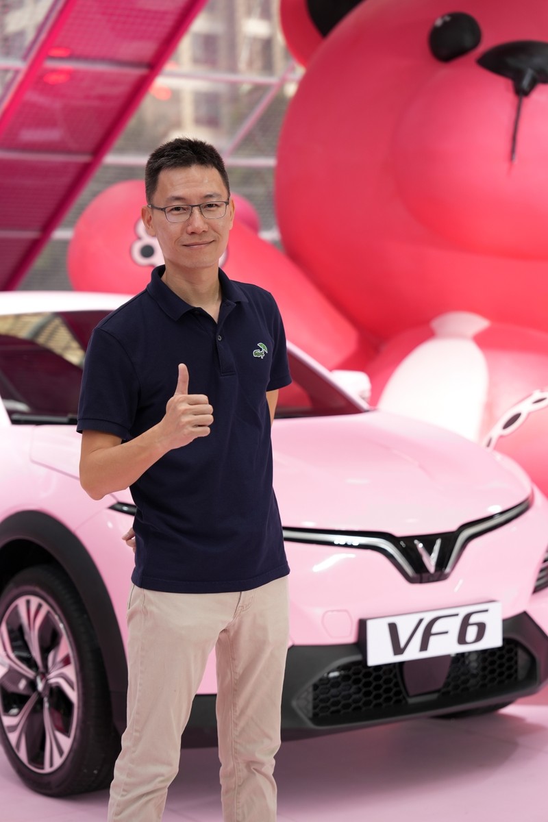 Admin VOZ Bach Thanh Trung: VF 6 la mot chiec xe dang de mua!-Hinh-4