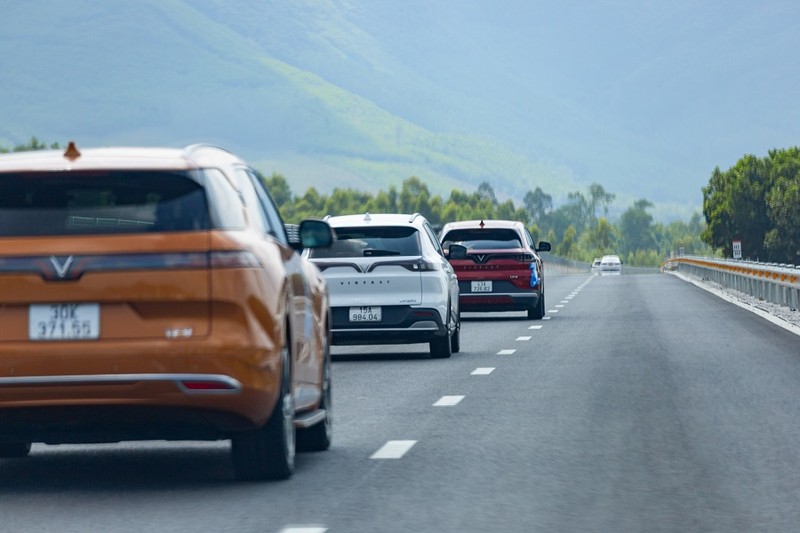 Xuyen Viet gan 4.000 km, chu xe dien danh gia chi phi nhien lieu “qua re”-Hinh-10