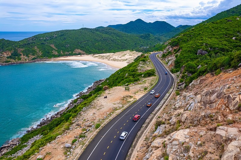 Xuyen Viet gan 4.000 km, chu xe dien danh gia chi phi nhien lieu “qua re”-Hinh-2