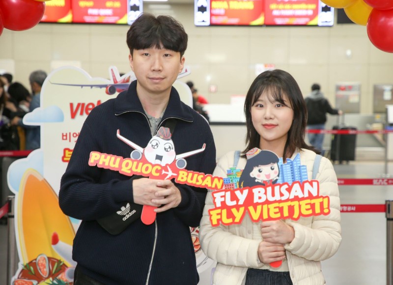 Tin vui: Them duong bay ket noi Viet Nam voi Jakarta, Busan cua Vietjet vua khai truong-Hinh-3