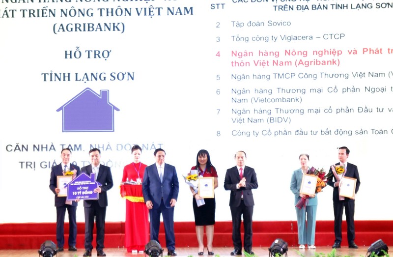 Agribank tai tro 10 ty dong xay dung 200 can nha cho ho ngheo tai tinh Lang Son