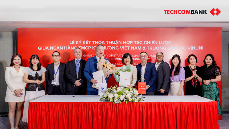 TECHCOMBANK cung VINUNIVERSITY cong bo Chuong trinh quan ly tai chinh cho the he tre-Hinh-4