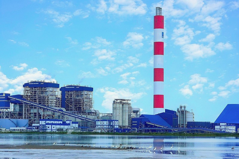 View - 	Tháng 5: Petrovietnam tiếp tục duy trì tăng trưởng khi giá dầu đả