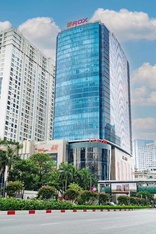 Toa nha tren duong Nguyen Chi Thanh doi ten thanh ROX Tower