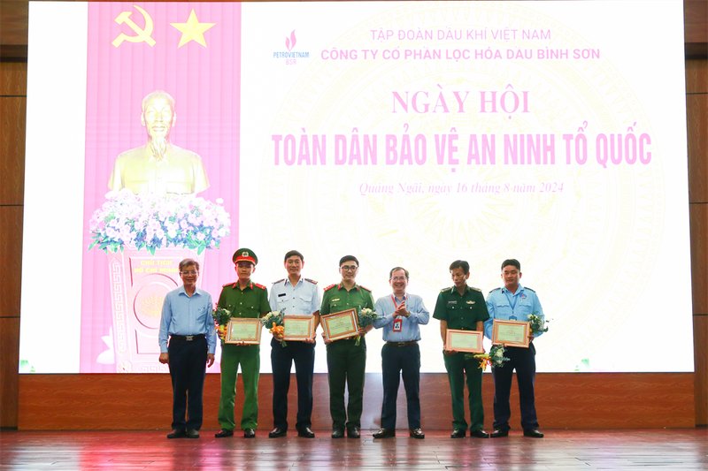 BSR to chuc chuong trinh “Ngay hoi toan dan bao ve an ninh To quoc”-Hinh-4