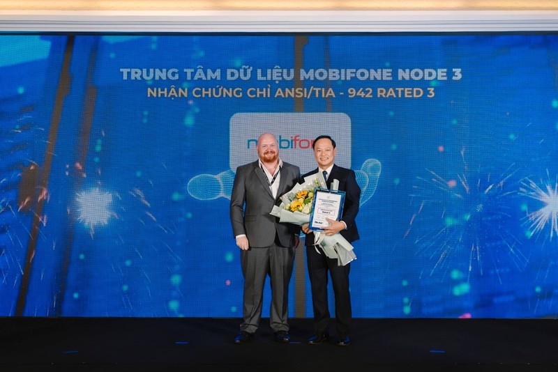 Trung tam du lieu MobiFone Node 3 vinh du nhan chung chi ANSI/TIA-942 Rated 3