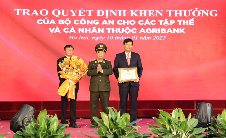 Agribank duoc cong nhan dat chuan “An toan ve an ninh, trat tu” cua Bo Cong an