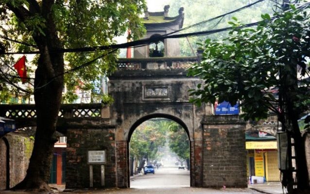 Trung bay tai lieu luu tru “Ha Noi va nhung cua o”