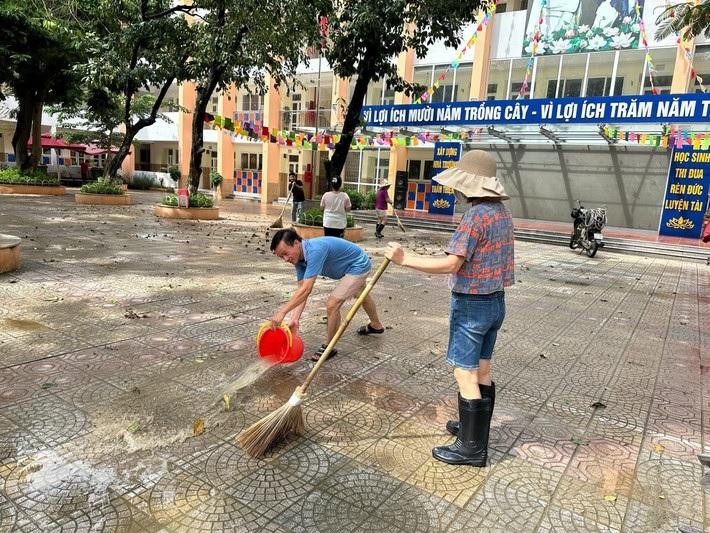 Ngay 23/9, Ha Noi con 20 truong chua the day hoc truc tiep